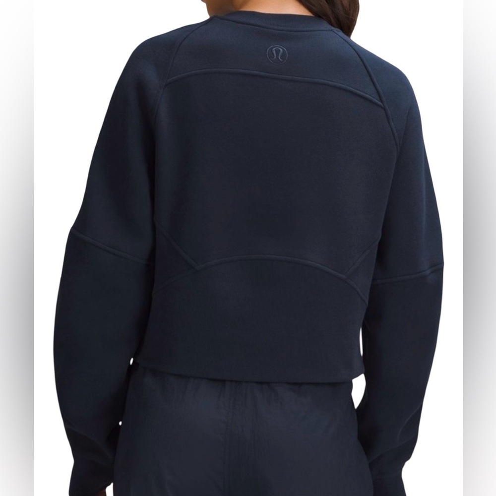 lululemon athletica Black Sweatshirt - Picture 4 of 5